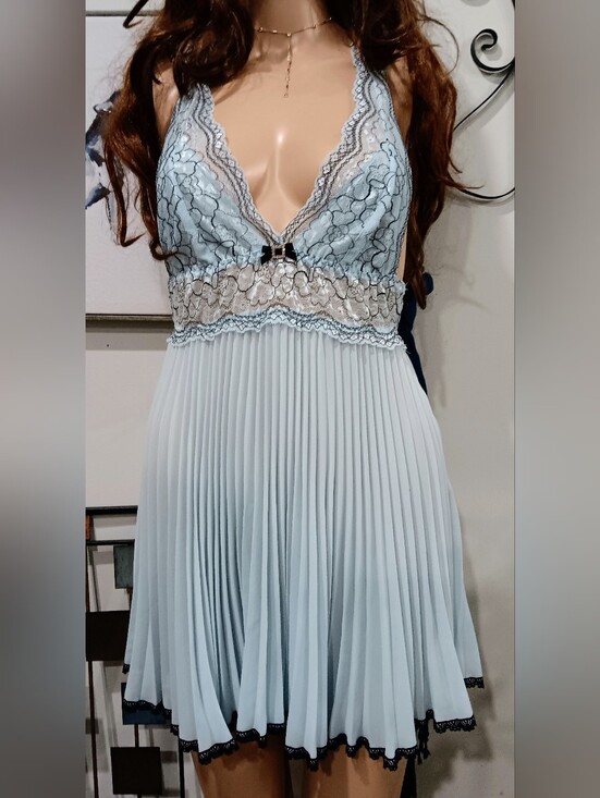 Cinema Etoile Other - Beautiful Baby Blue Lace-Trim Pleated Lingerie Nwt